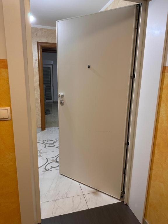 Rooms Near The Airport Sarajevo Ngoại thất bức ảnh